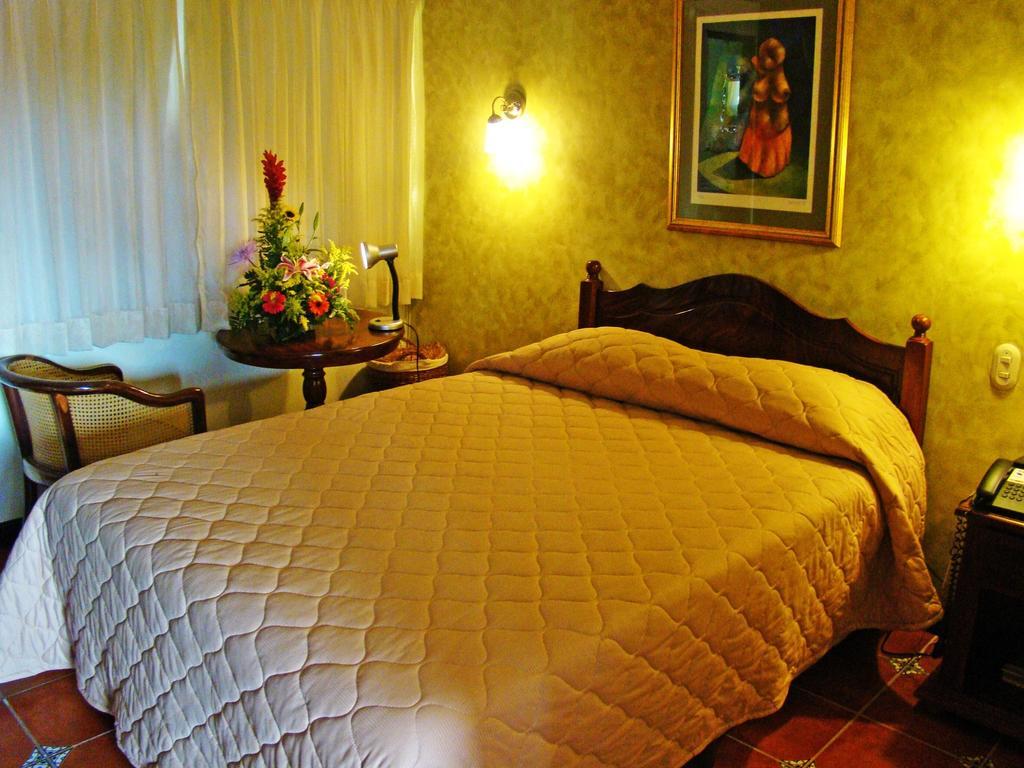 Hotel Colonnade Nicaragua Managua Szoba fotó