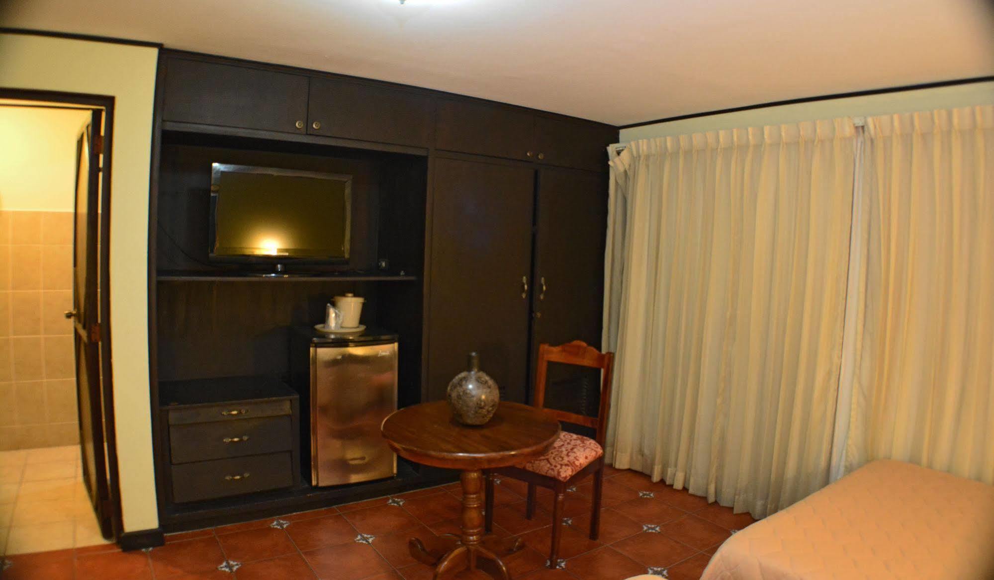 Hotel Colonnade Nicaragua Managua Kültér fotó